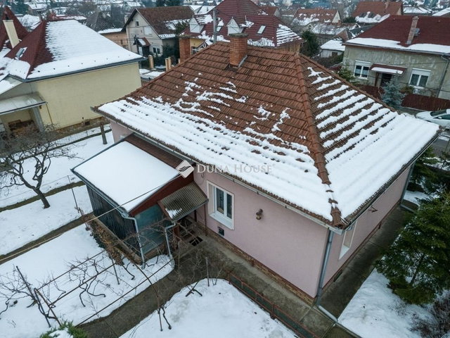 Eladó családi ház, Dunakeszin 125 M Ft, 4 szobás