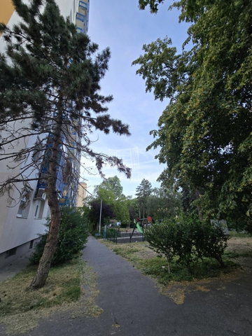 Eladó panellakás, Budapesten, XIV. kerületben 79.9 M Ft, 3 szobás