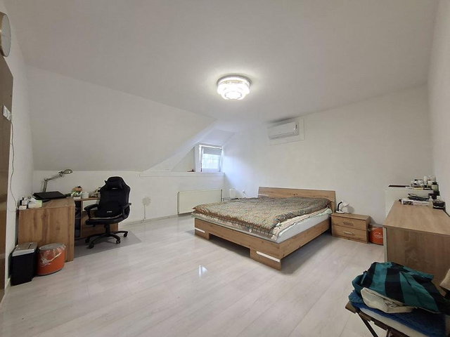 Eladó családi ház, Budapesten, X. kerületben 152 M Ft, 5 szobás