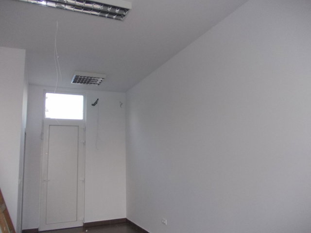 Kiadó üzlethelyiség, Nyíregyházán 125 E Ft / hó, 1 szobás