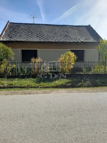 Eladó családi ház, Erdőhorvátiban 20.5 M Ft, 3 szobás
