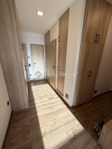 Eladó téglalakás, Budapesten, XXI. kerületben 75.5 M Ft