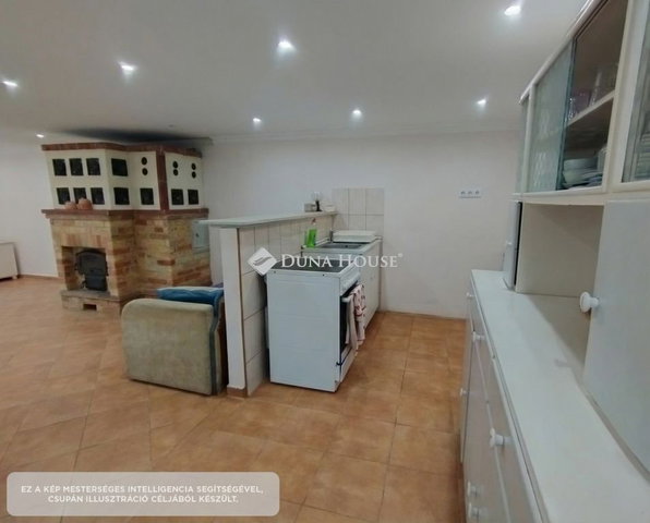 Eladó családi ház, Bodajkon 75 M Ft, 4 szobás