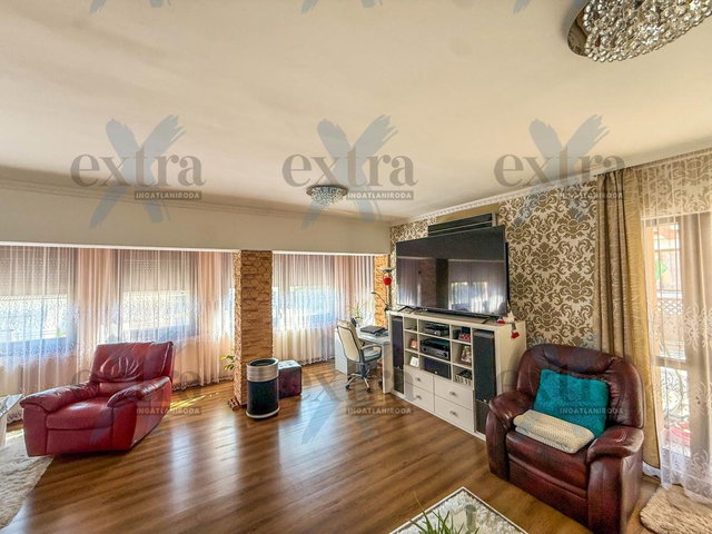 Eladó sorház, Szegeden 115 M Ft, 4 szobás / költözzbe.hu