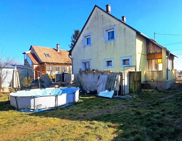 Eladó családi ház, Berhidán 49.9 M Ft, 5 szobás