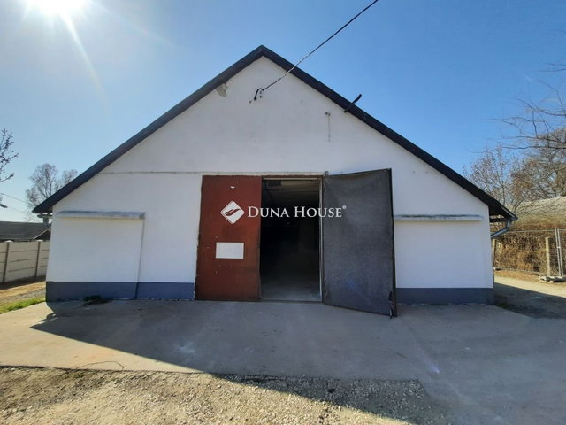 Kiadó ipari ingatlan, Gyálon, Bánki Donát utcában 250 E Ft / hó