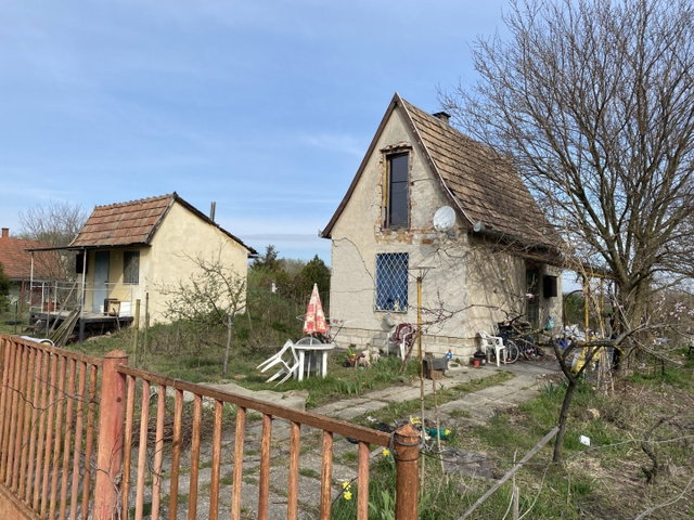 Eladó mezogazdasagi ingatlan, Komáromban 12.9 M Ft