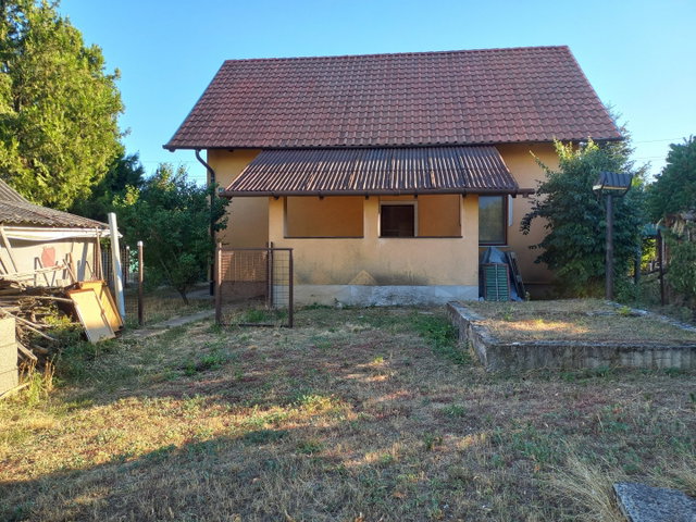 Eladó családi ház, Erdőkertesen 85 M Ft, 3+1 szobás
