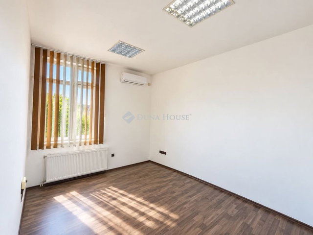 Kiadó üzlethelyiség, Budapesten, XVIII. kerületben, Üllői úton