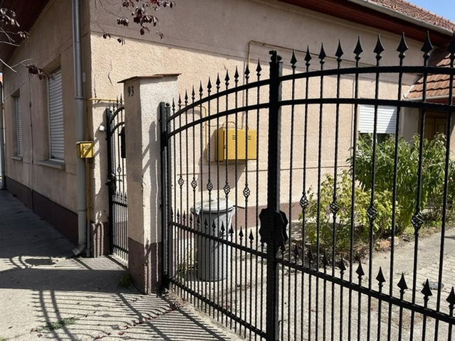Eladó családi ház, Taksonyon 72.9 M Ft, 4 szobás