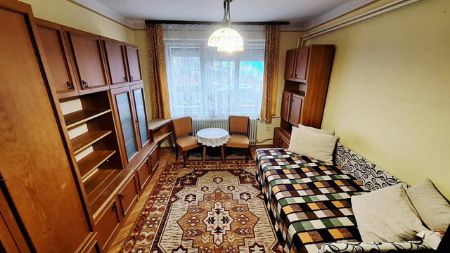 Eladó téglalakás, Komlón, Gagarin utcában 20.9 M Ft, 2+1 szobás