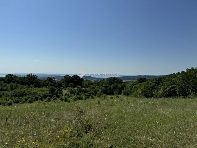 Eladó telek, Pécselyen 95 M Ft / költözzbe.hu