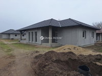 Eladó családi ház, Kiskunlacházán 86.9 M Ft, 4 szobás