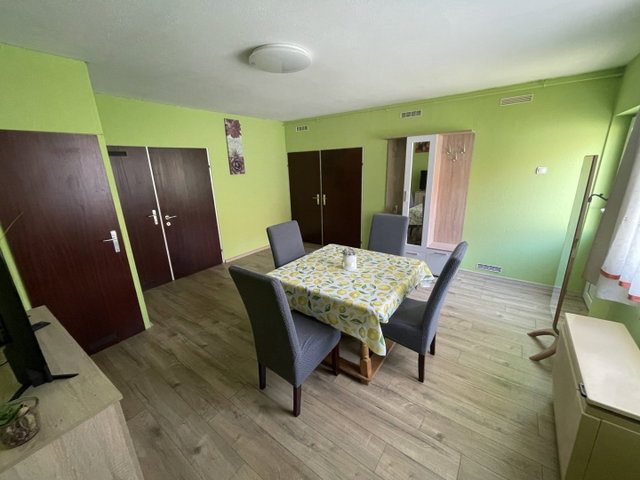 Eladó családi ház, Sümegen 69.9 M Ft, 7 szobás