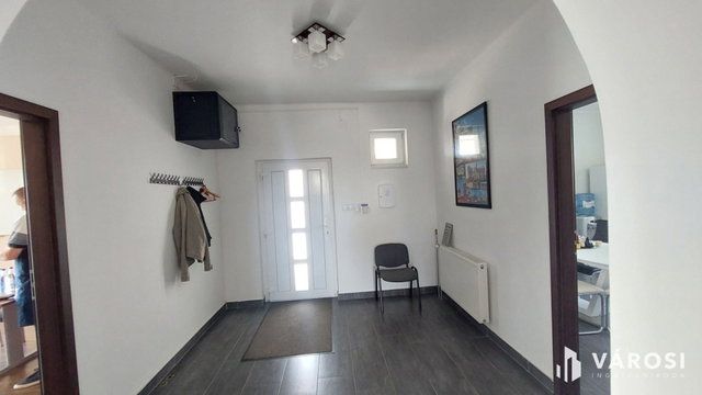 Eladó iroda, Debrecenben 245 M Ft, 7 szobás / költözzbe.hu