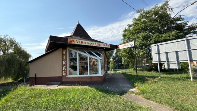 Eladó üzlethelyiség, Hatvanban 38 M Ft, 2 szobás