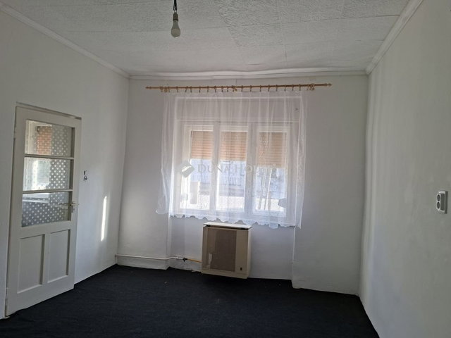 Eladó családi ház, Abában 46.9 M Ft, 4 szobás
