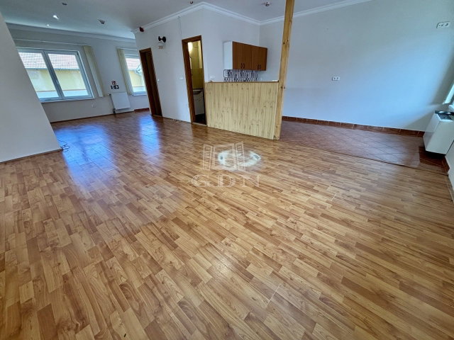 Kiadó üzlethelyiség, Maglódon 300 E Ft / hó, 3 szobás