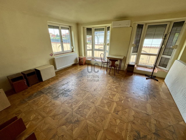 Kiadó családi ház, albérlet, Debrecenben 2000 E Ft / hó