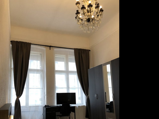 Eladó téglalakás, Budapesten, VIII. kerületben, Őr utcában