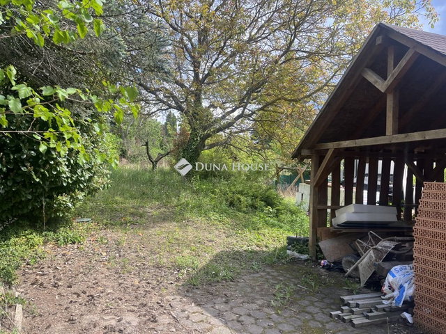 Eladó telek, Remeteszőlősön, Seregély utcában 79.5 M Ft