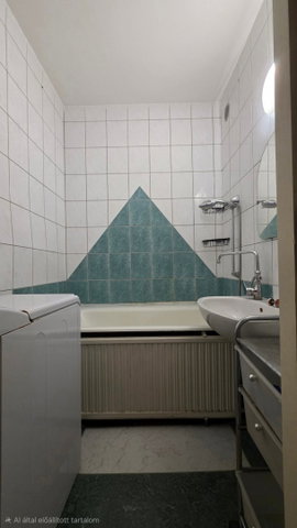 Eladó panellakás, Székesfehérvárott, Tolnai utcában 48 M Ft