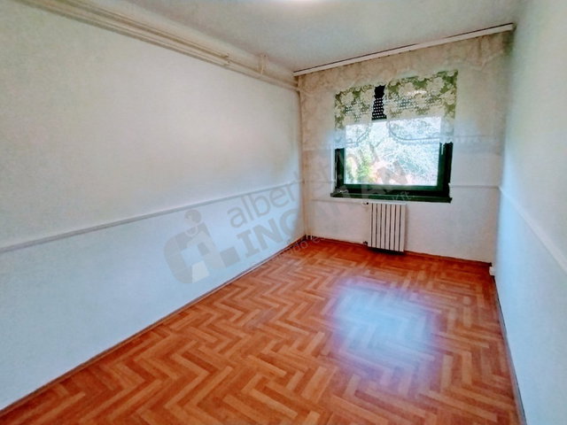Kiadó sorház, albérlet, III. kerületben, Cserepes utcában
