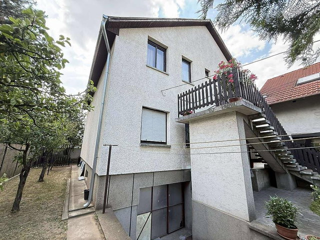 Eladó családi ház, Budapesten, XVI. kerületben 230 M Ft