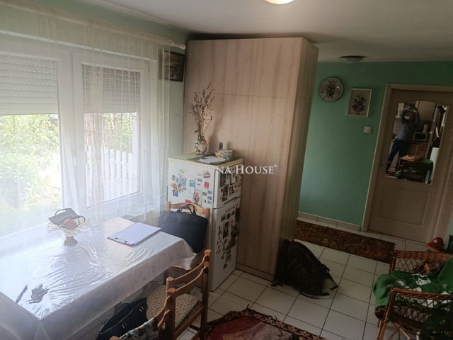 Eladó családi ház, Kiskunfélegyházán 55 M Ft, 4 szobás