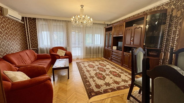 Kiadó sorház, albérlet, Debrecenben 500 E Ft / hó, 6 szobás