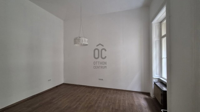 Eladó téglalakás, Budapesten, VI. kerületben 78.9 M Ft, 2 szobás