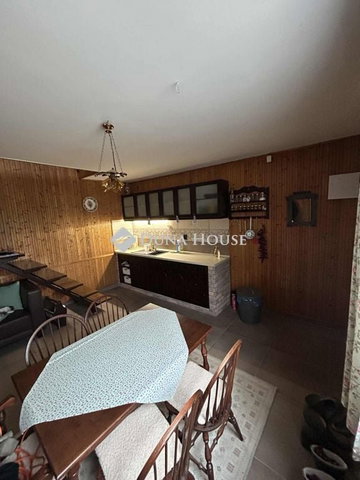 Eladó családi ház, Csemőn 38.5 M Ft, 1 szobás
