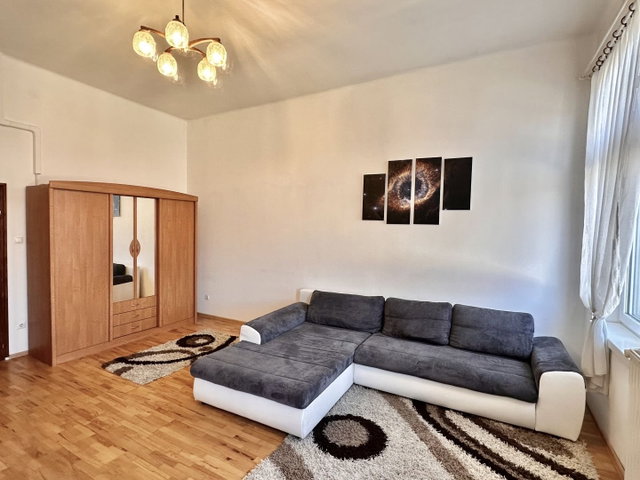 Kiadó téglalakás, albérlet, Debrecenben 300 E Ft / hó, 2 szobás
