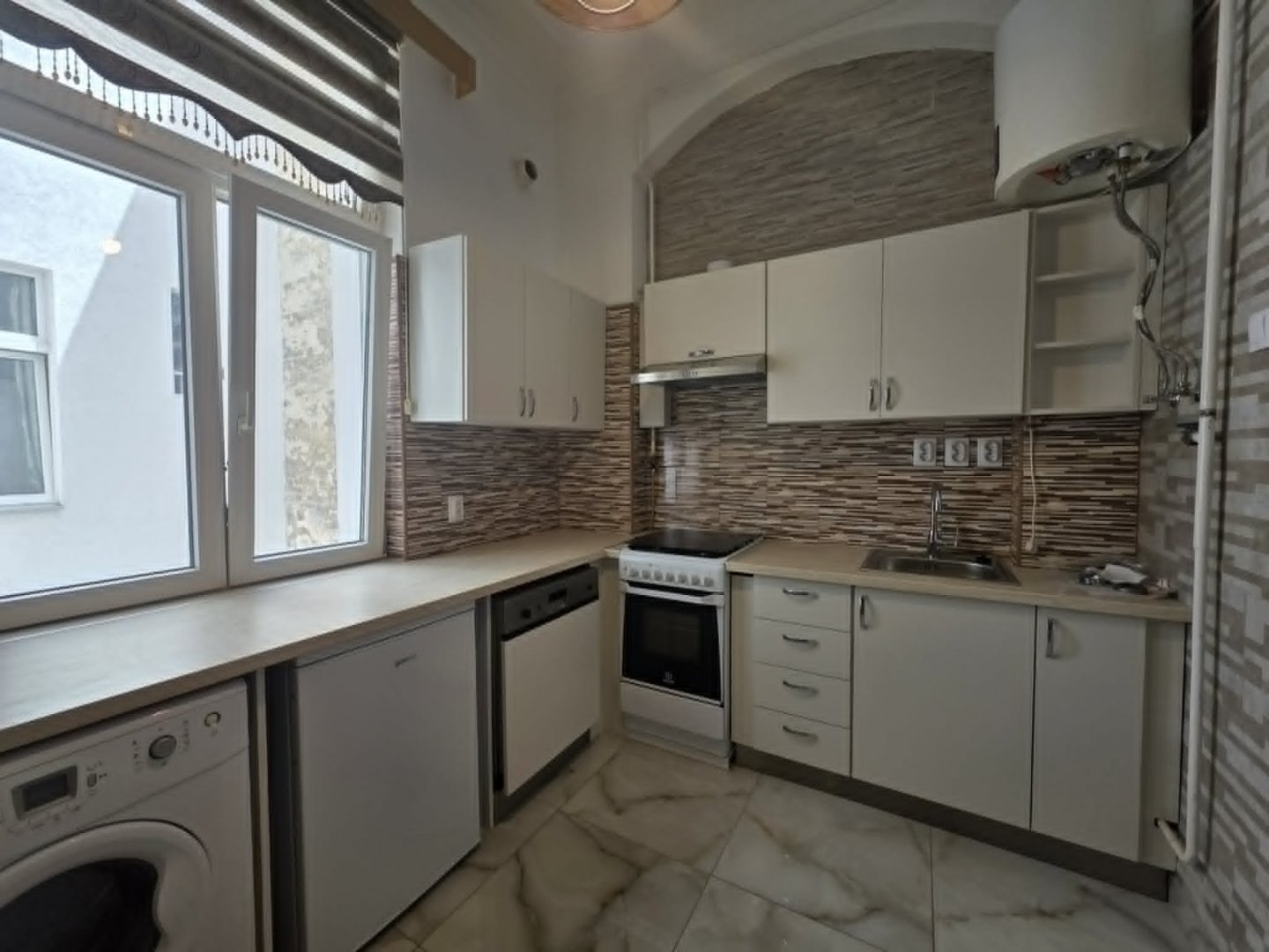 1 bed · 36m² · 200.000 ft