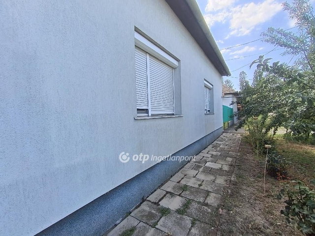 Eladó családi ház, Szentesen 39.9 M Ft, 2+1 szobás