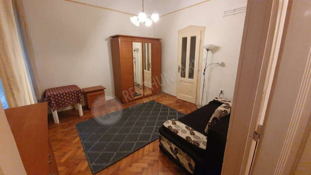 Kiadó téglalakás, albérlet, V. kerületben, Erzsébet téren
