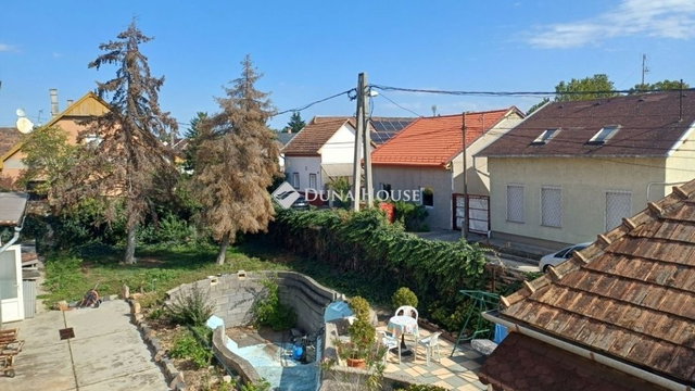 Eladó családi ház, Budapesten, XV. kerületben 140 M Ft, 6 szobás