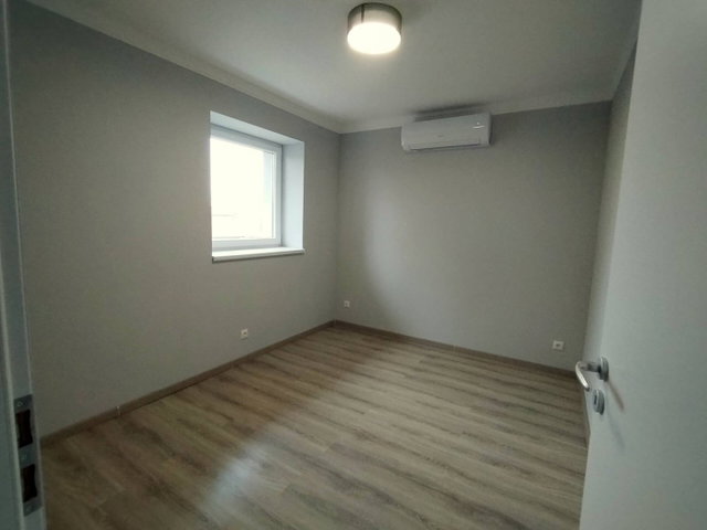 Eladó családi ház, Hévízen 119.9 M Ft, 4 szobás