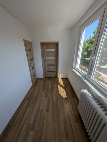 Eladó panellakás, Miskolcon 27 M Ft, 1+1 szobás
