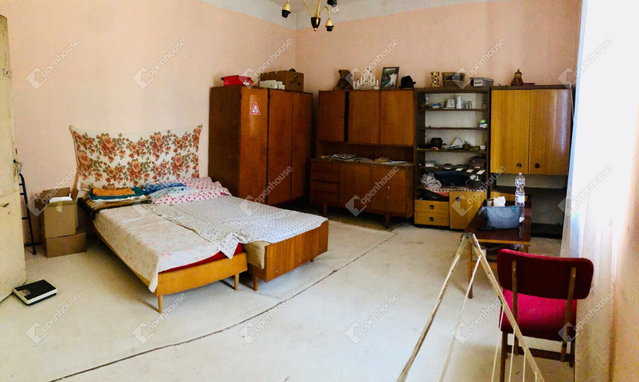 Eladó családi ház, Zalakomáron 5.7 M Ft, 2 szobás