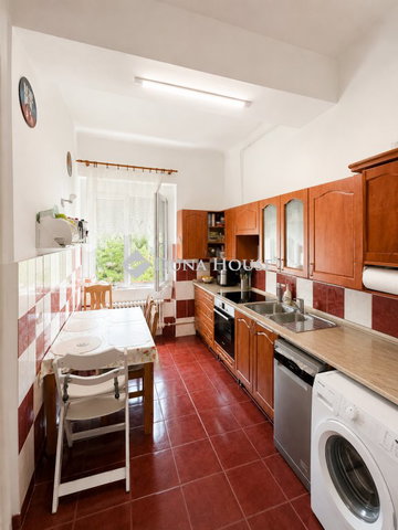Eladó téglalakás, Pétfürdőn 49 M Ft, 3 szobás