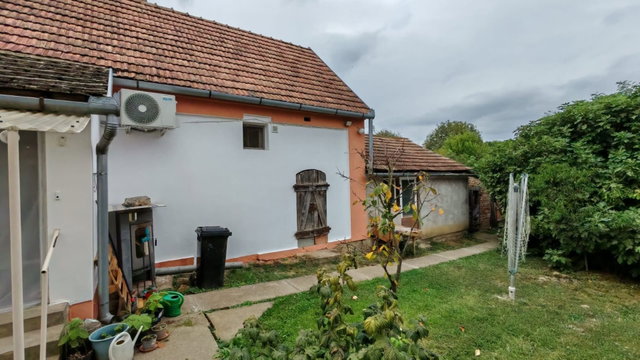 Eladó családi ház, Lakócsán 23 M Ft, 2 szobás