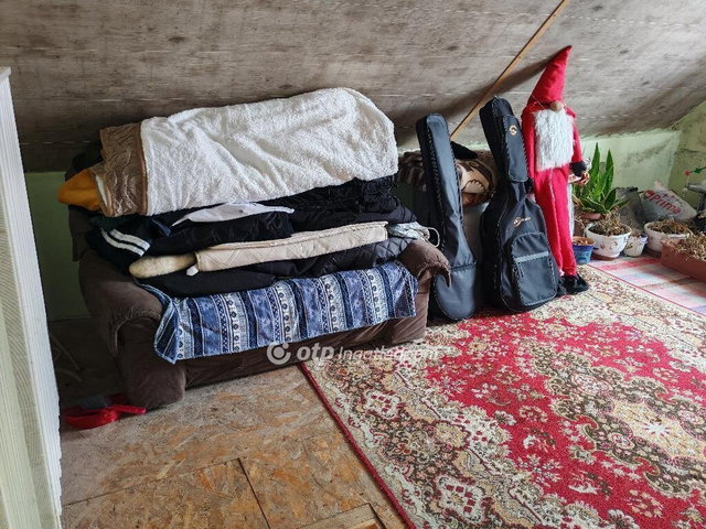 Eladó családi ház, Tökön 17 M Ft, 2 szobás