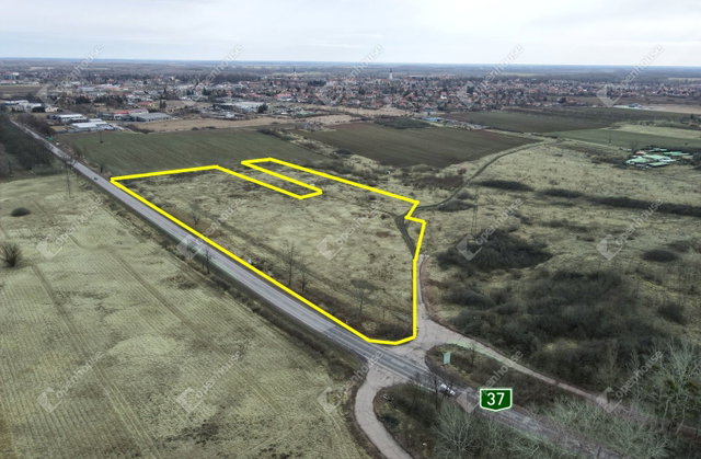 Eladó ipari ingatlan, Sárospatakon 155.9 M Ft