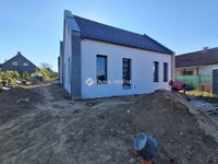 Eladó családi ház, Balatonlelleén 84.9 M Ft, 3 szobás