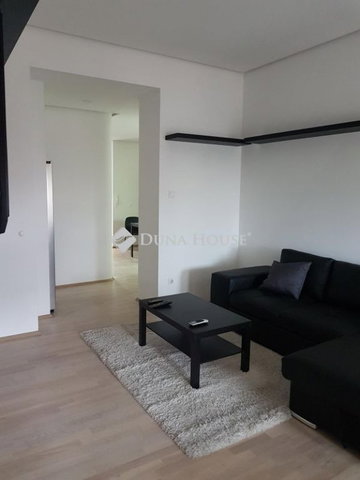 Eladó téglalakás, Budapesten, VIII. kerületben 85 M Ft, 3 szobás