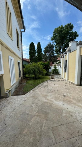 Eladó hotel, Keszthelyen 210 M Ft / költözzbe.hu