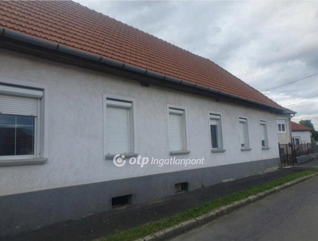 Eladó családi ház, Sátoraljaújhelyen 42.5 M Ft, 4+1 szobás