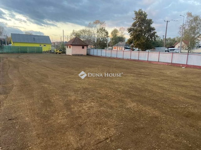 Eladó ipari ingatlan, Tégláson 88 M Ft / költözzbe.hu