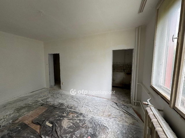 Eladó panellakás, Budapesten, IX. kerületben 42.2 M Ft, 1 szobás